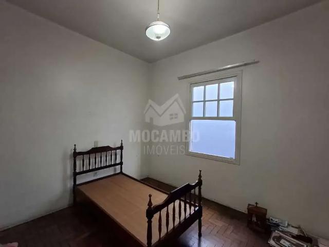Casa / Sobrado para Locação em Itatiba/SP Centro 1 Quartos