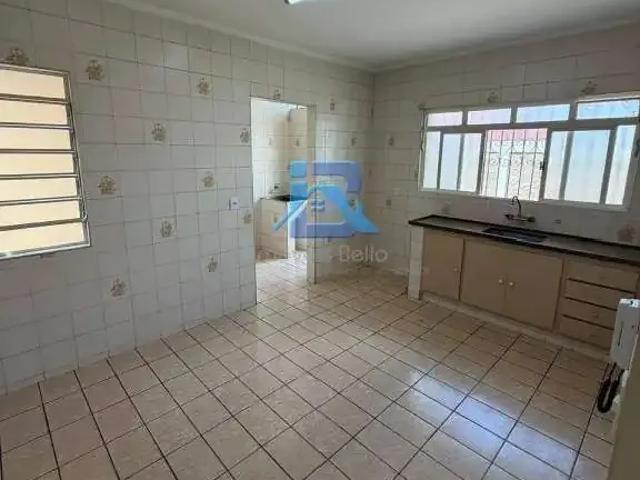 Casa / Sobrado para Locação em Itatiba/SP Centro 2 Quartos
