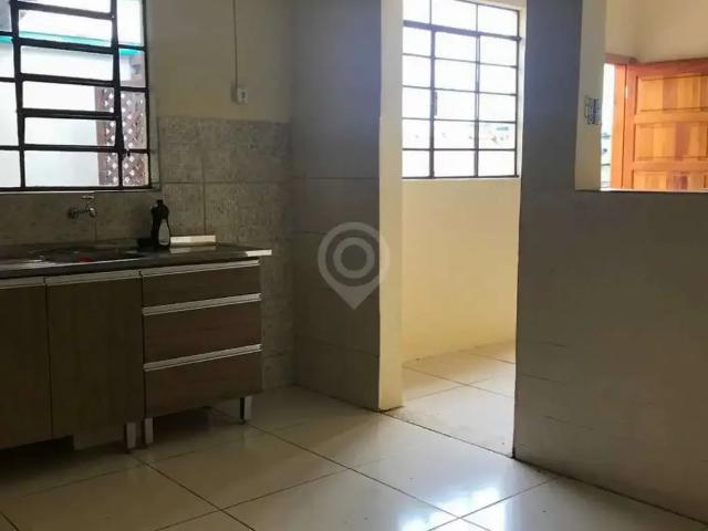 Casa / Sobrado para Locação em Itatiba/SP Centro 2 Quartos