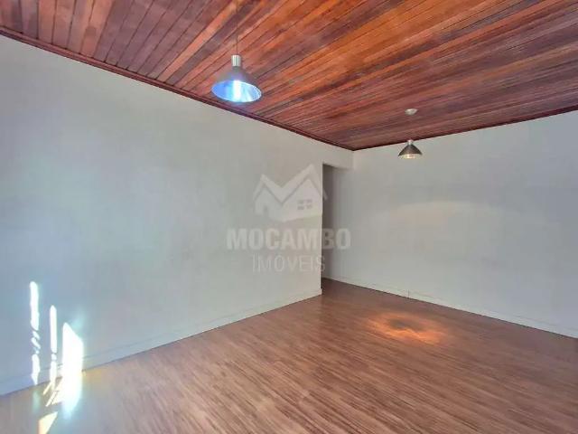 Casa / Sobrado para Locação em Itatiba/SP Centro 2 Quartos