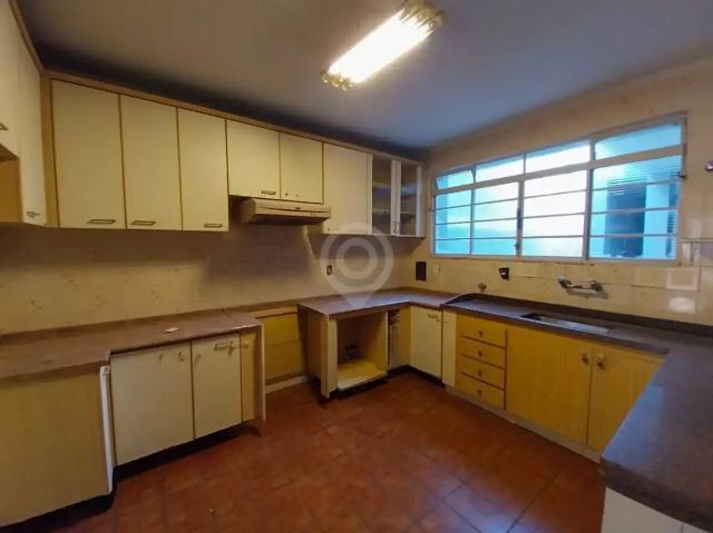 Casa / Sobrado para Locação em Itatiba/SP Centro 3 Quartos