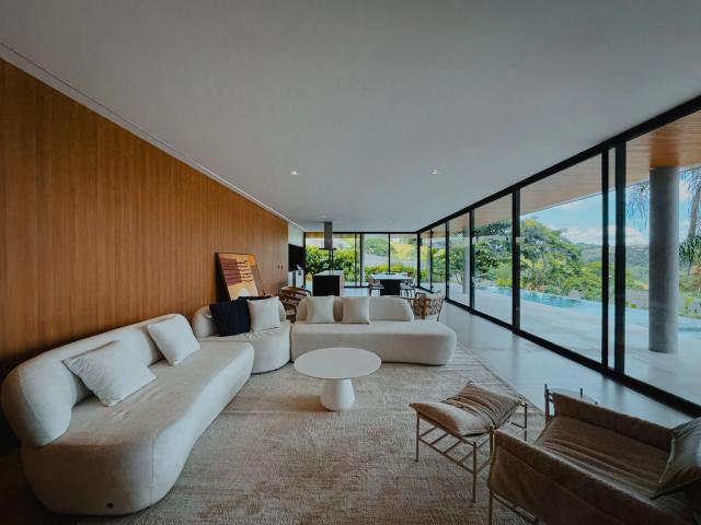 Casa / Sobrado para Locação em Itatiba/SP Condominio Village das Palmeiras 4 Quartos