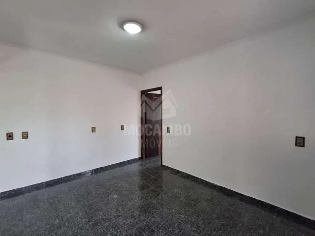 Casa / Sobrado para Locação em Itatiba/SP Jardim Virgínia 2 Quartos