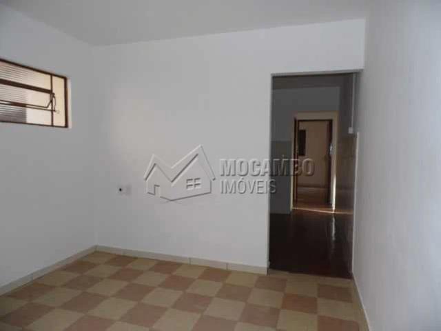 Casa / Sobrado para Locação em Itatiba/SP Jardim Arizona 2 Quartos
