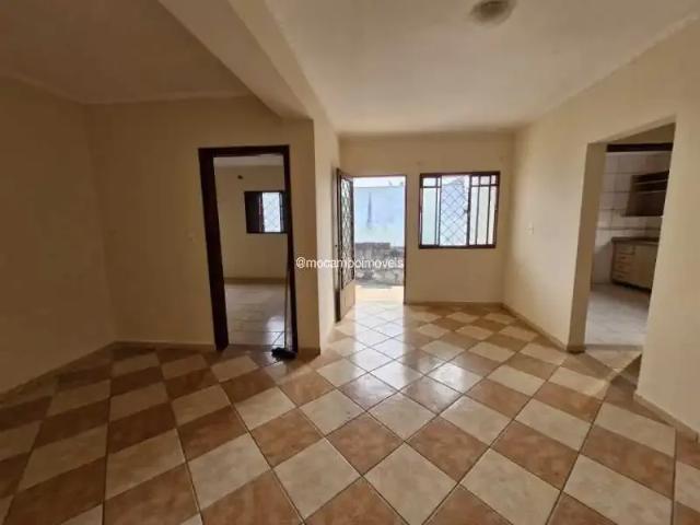 Casa / Sobrado para Locação em Itatiba/SP Jardim de Lucca 3 Quartos