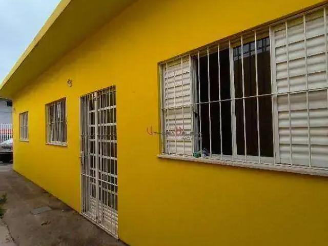 Casa / Sobrado para Locação em Itatiba/SP Parque da Colina 2 Quartos