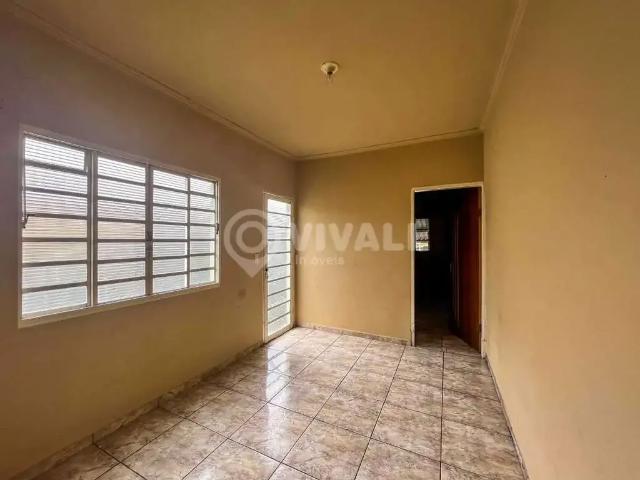 Casa / Sobrado para Locação em Itatiba/SP Vila Centenário 2 Quartos