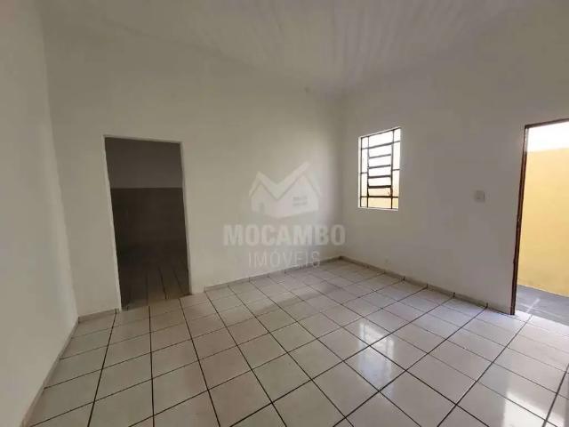 Casa / Sobrado para Locação em Itatiba/SP Vila Prudente de Moraes 2 Quartos