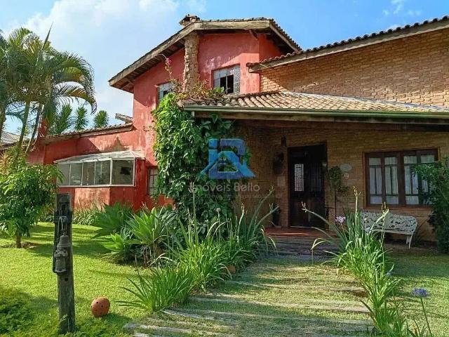 Casa / Sobrado para Locação em Itatiba/SP Ville Chamonix 6 Quartos