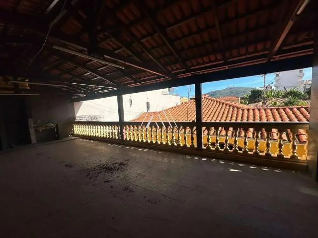 Casa / Sobrado para Locação em Itaúna/MG Centro 3 Quartos