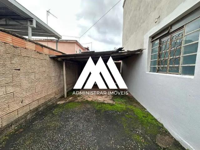 Casa / Sobrado para Locação em Itaúna/MG Lourdes 3 Quartos
