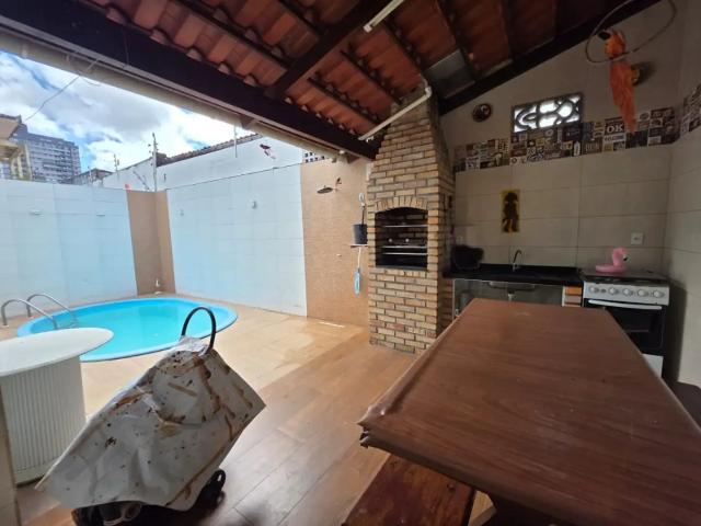 Casa / Sobrado para Locação em João Pessoa/PB Tambauzinho 4 Quartos