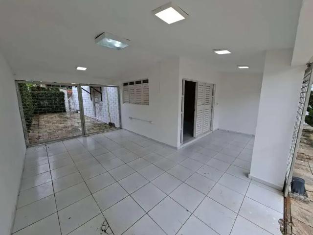 Casa / Sobrado para Locação em João Pessoa/PB Miramar 3 Quartos