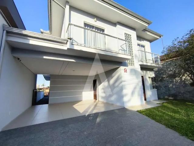 Casa / Sobrado para Locação em Joinville/SC Costa e Silva 4 Quartos