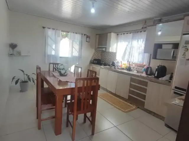 Casa / Sobrado para Locação em Joinville/SC Costa e Silva 3 Quartos