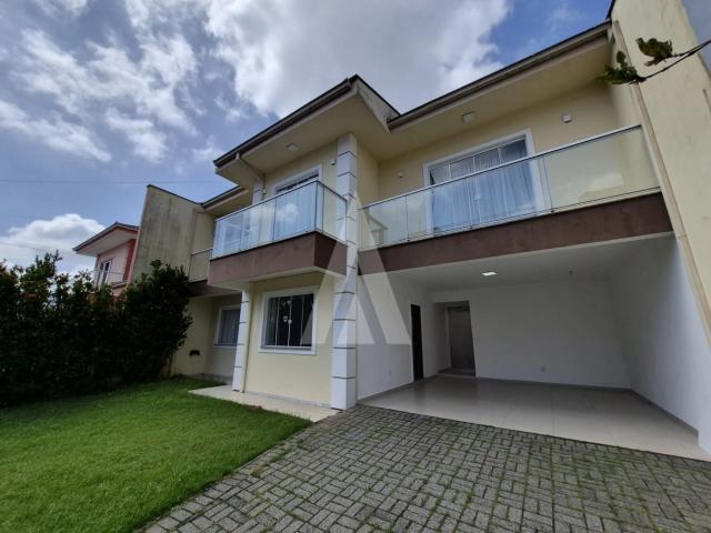 Casa / Sobrado para Locação em Joinville/SC Costa e Silva 3 Quartos