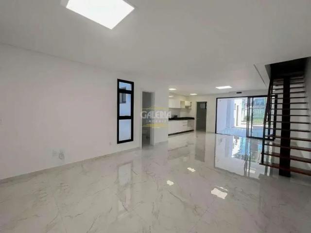 Casa / Sobrado para Locação em Joinville/SC América 3 Quartos