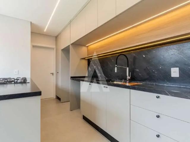 Casa / Sobrado para Locação em Joinville/SC América 3 Quartos