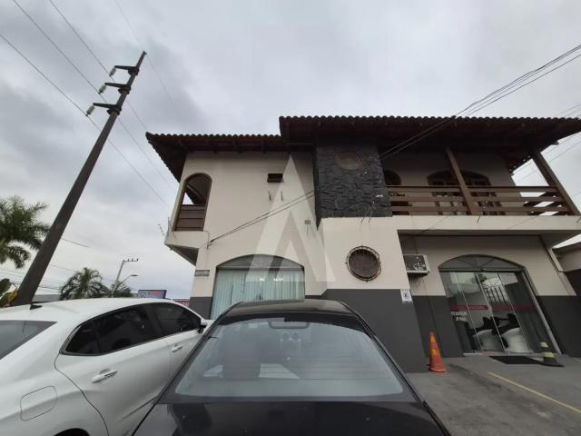 Casa / Sobrado para Locação em Joinville/SC Anita Garibaldi 2 Quartos