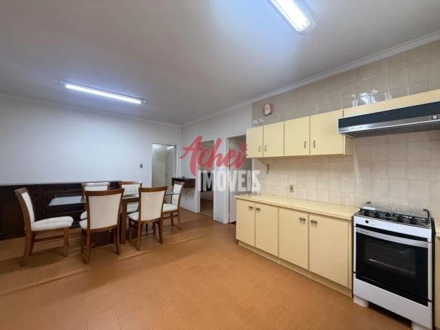 Casa / Sobrado para Locação em Joinville/SC Atiradores 3 Quartos