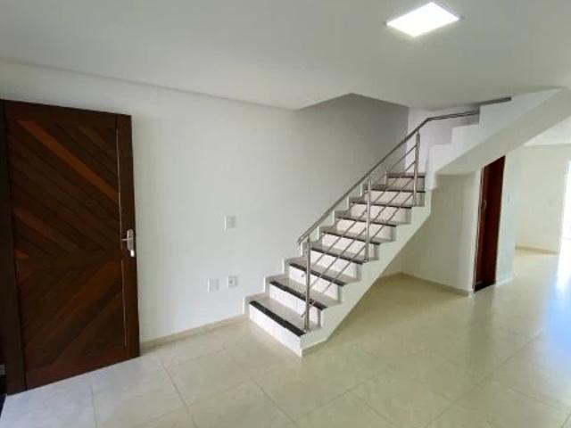Casa / Sobrado para Locação em Joinville/SC Aventureiro 3 Quartos