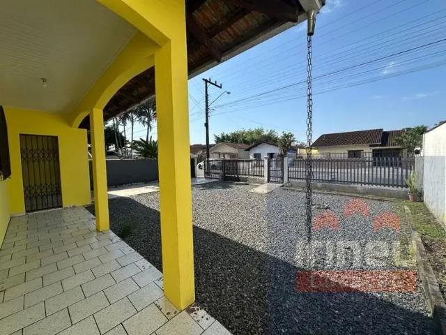 Casa / Sobrado para Locação em Joinville/SC Aventureiro 3 Quartos