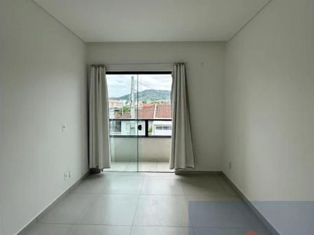 Casa / Sobrado para Locação em Joinville/SC Aventureiro 2 Quartos