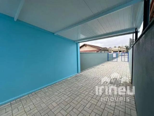 Casa / Sobrado para Locação em Joinville/SC Aventureiro 2 Quartos