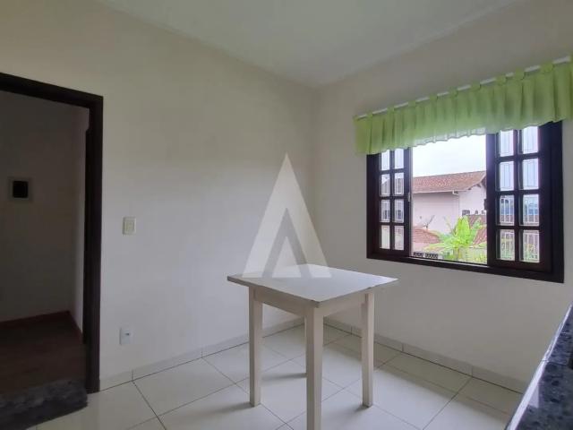 Casa / Sobrado para Locação em Joinville/SC Boa Vista 2 Quartos