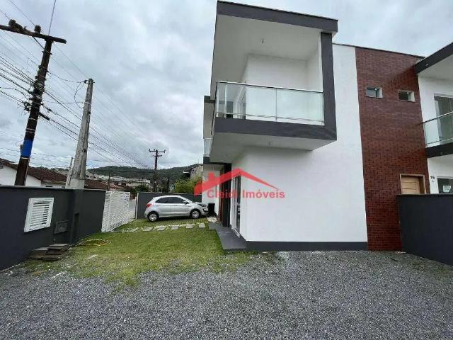 Casa / Sobrado para Locação em Joinville/SC Boa Vista 3 Quartos
