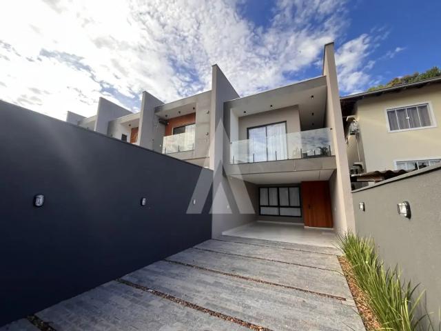 Casa / Sobrado para Locação em Joinville/SC Bom Retiro 3 Quartos