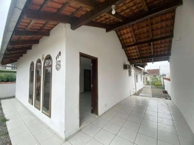 Casa / Sobrado para Locação em Joinville/SC Bom Retiro 3 Quartos