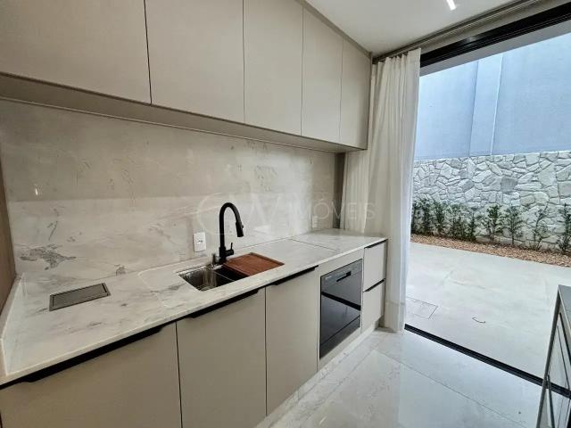Casa / Sobrado para Locação em Joinville/SC Glória 3 Quartos