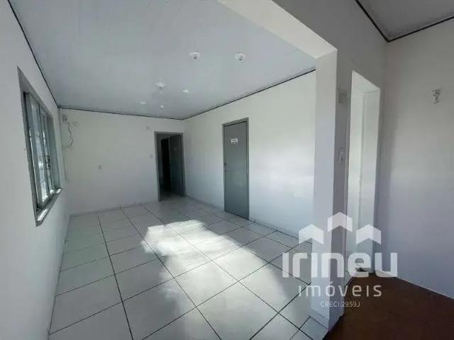 Casa / Sobrado para Locação em Joinville/SC Guanabara 2 Quartos