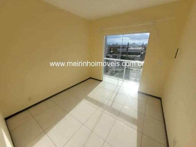 Casa / Sobrado para Locação em Joinville/SC Guanabara 2 Quartos