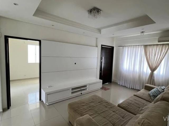 Casa / Sobrado para Locação em Joinville/SC Guanabara 3 Quartos