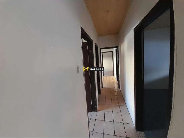 Casa / Sobrado para Locação em Joinville/SC Guanabara 3 Quartos