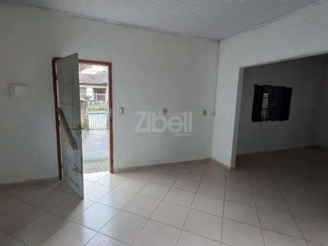 Casa / Sobrado para Locação em Joinville/SC Guanabara 3 Quartos
