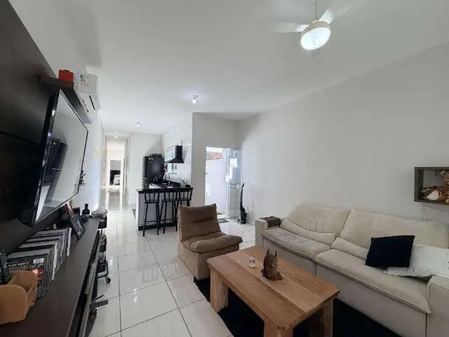 Casa / Sobrado para Locação em Joinville/SC Espinheiros 3 Quartos
