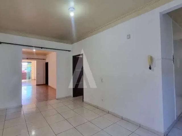 Casa / Sobrado para Locação em Joinville/SC Fátima 4 Quartos