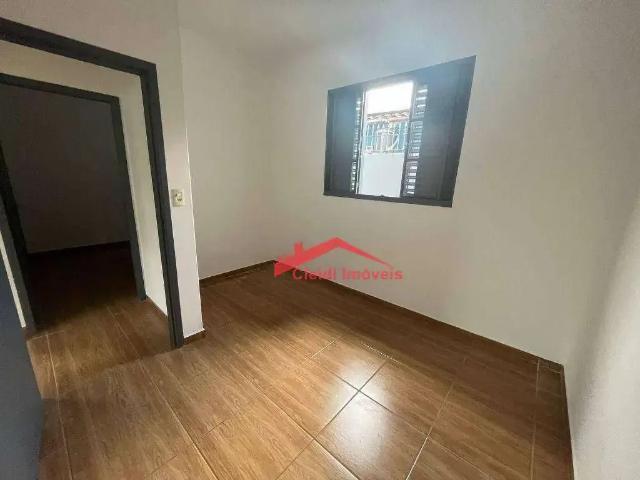 Casa / Sobrado para Locação em Joinville/SC Floresta 3 Quartos