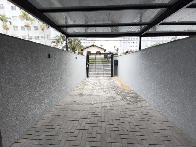 Casa / Sobrado para Locação em Joinville/SC Floresta 3 Quartos