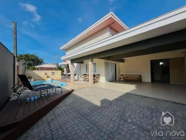 Casa / Sobrado para Locação em Joinville/SC Floresta 3 Quartos