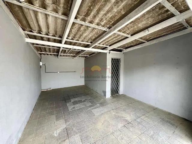 Casa / Sobrado para Locação em Joinville/SC Floresta 2 Quartos