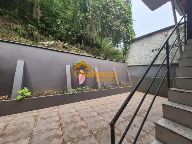 Casa / Sobrado para Locação em Joinville/SC Itaum 3 Quartos