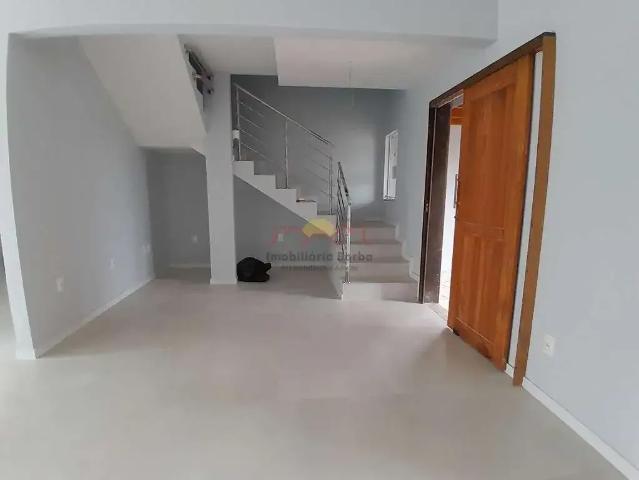 Casa / Sobrado para Locação em Joinville/SC Itaum 3 Quartos