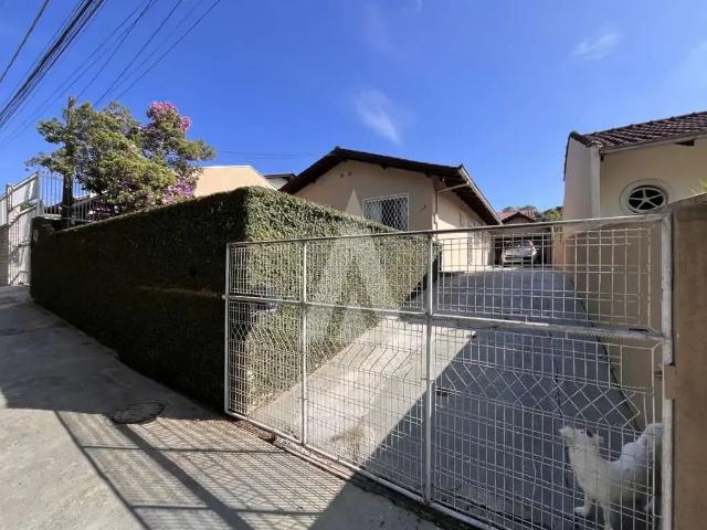 Casa / Sobrado para Locação em Joinville/SC Itaum 3 Quartos