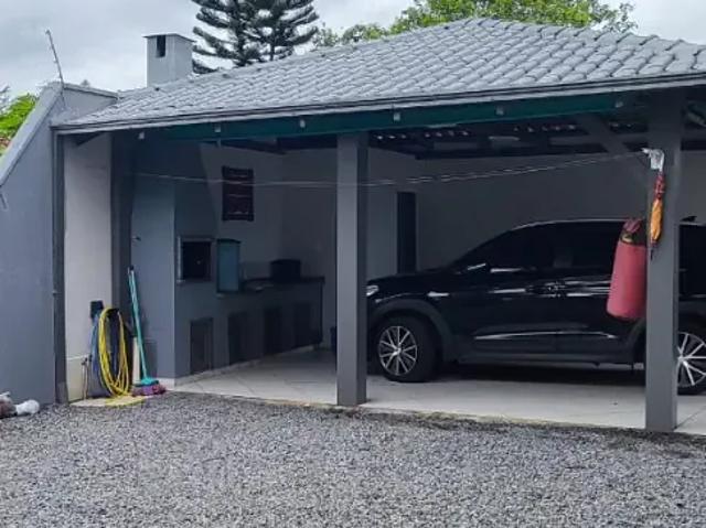 Casa / Sobrado para Locação em Joinville/SC Itaum 4 Quartos