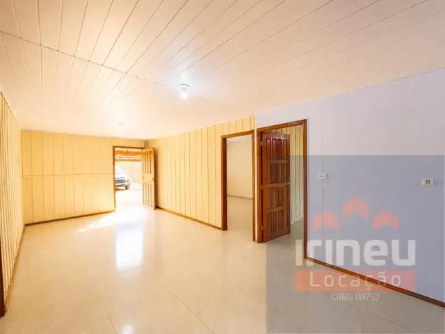 Casa / Sobrado para Locação em Joinville/SC Itinga 3 Quartos