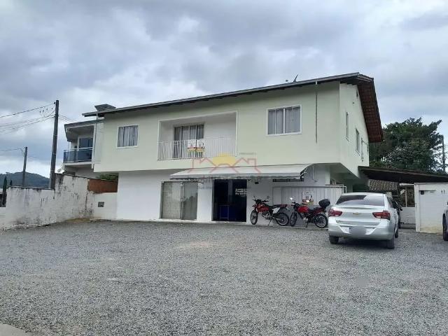 Casa / Sobrado para Locação em Joinville/SC Itinga 4 Quartos